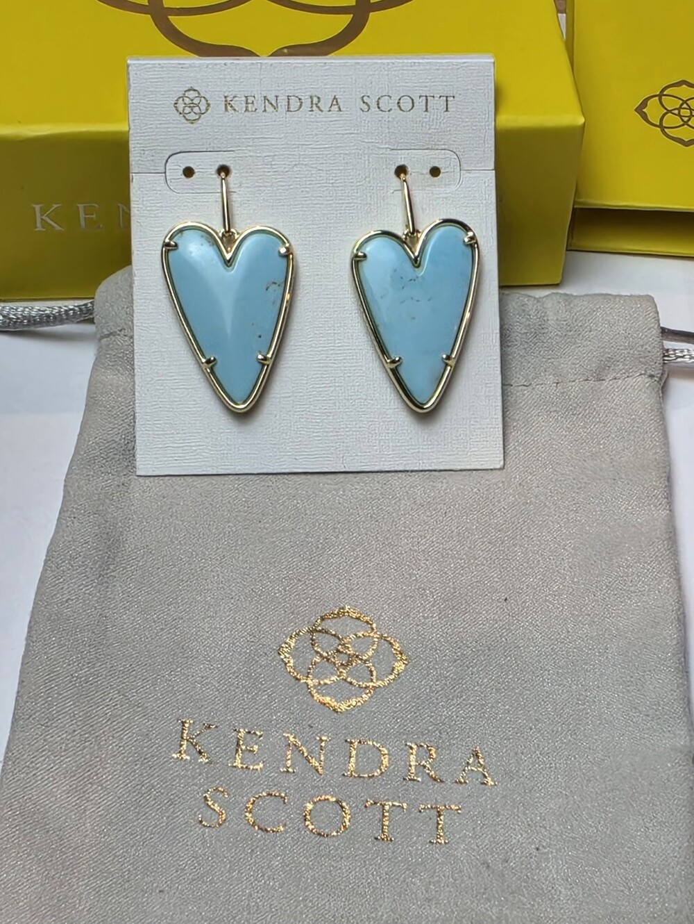 Kendra Scott Ansley Drop Earring in Light Blue Turquoise Magnesite New - Picture 3 of 8